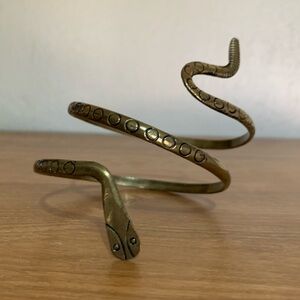 Vintage arm brass snake cuff